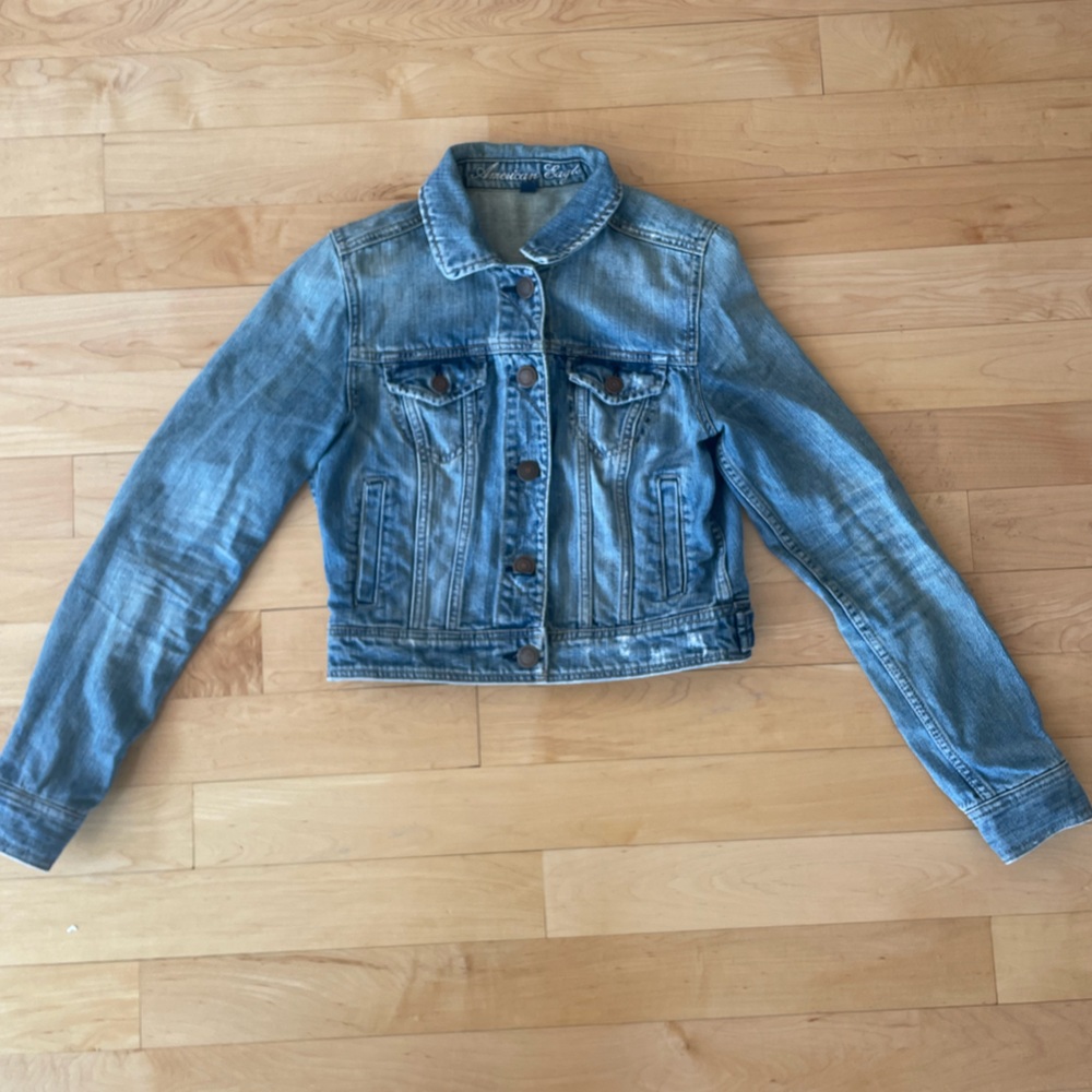 American Eagle Cropped Denim Jacket